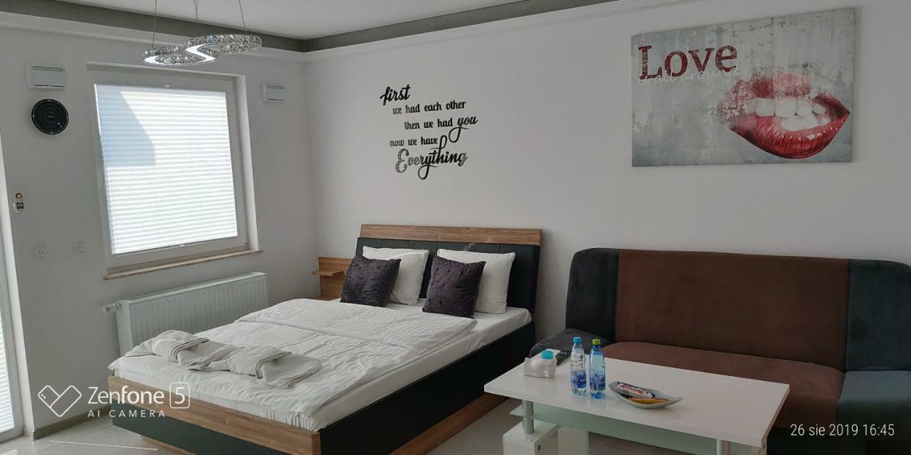Good Day Apartments- Private Parking New Town Szczecin Buitenkant foto